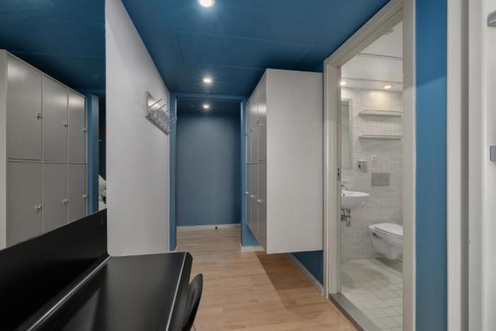 Standard 6-Bed Room,1768248409:JPEG